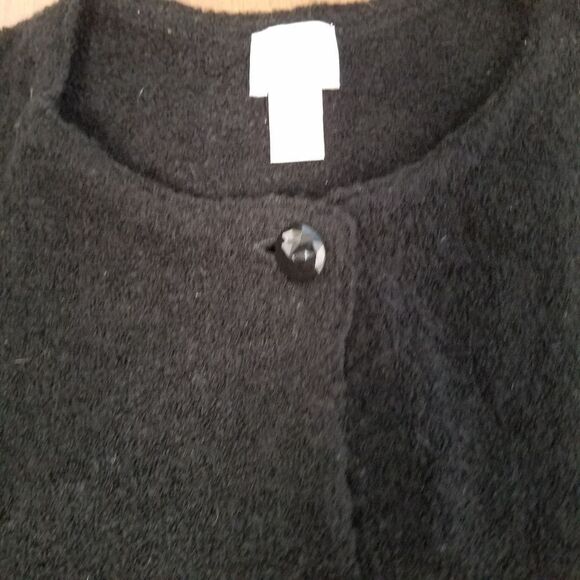 💕Chico's 0 black and feather cardigan. - Picture 3 of 8